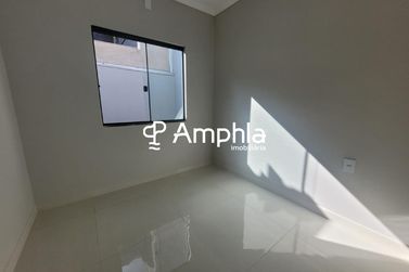 Casa &agrave; venda - 52m&sup2; - Esmeralda