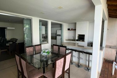 Casa &agrave; venda - 402m&sup2; - Zona I