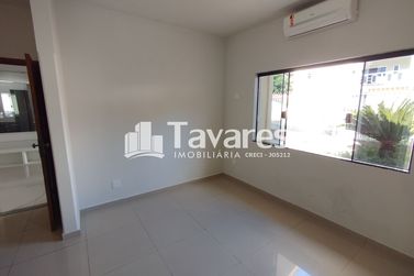 Casa &agrave; venda - 242m&sup2; - Parque San Remo I