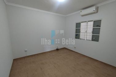 Casa para alugar - Jardim Aratimb&oacute;