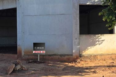 Sal&atilde;o Comercial &agrave; venda - 132m&sup2; - Jardim Colorado