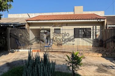 Casa &agrave; venda - 138m&sup2; - Zona IV
