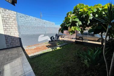 Casa &agrave; venda - 60m&sup2; - JARDIM COOPAGRO