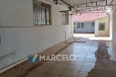 Sal&atilde;o Comercial &agrave; venda - 527m&sup2; - Zona I