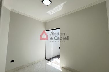 Casa &agrave; venda - 77m&sup2; - Jardim Estancia 2