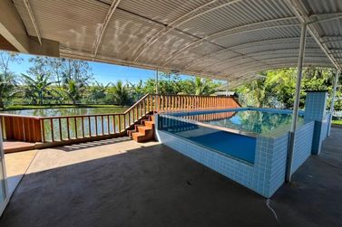 Ch&aacute;cara &agrave; venda - 