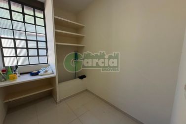 Casa para alugar - 525m&sup2; - Zona I