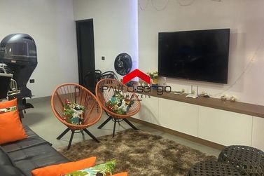 Casa &agrave; venda - 215m&sup2; - Porto Camargo