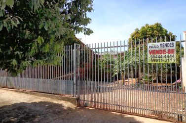 Casa &agrave; venda - 90m&sup2; - PARQUE TARUM&Atilde;