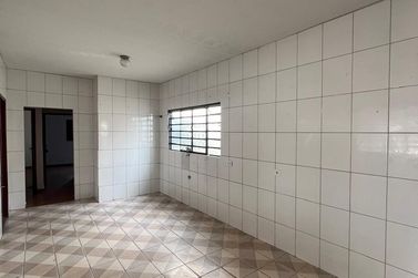 Casa para alugar - 80m&sup2; - Jardim Tangar&aacute;