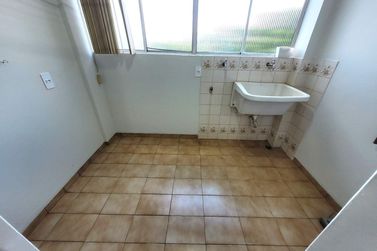 Apartamento para alugar - 70m&sup2; - Zona I