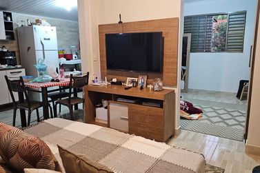 Casa &agrave; venda - 59m&sup2; - ZONA V
