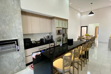 Casa &agrave; venda - 144m&sup2; - Jardim Castelo Branco