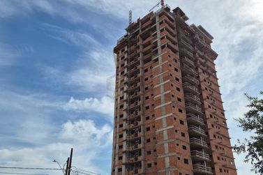 Apartamento &agrave; venda - 288m&sup2; - Av. Rotary