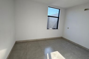Casa &agrave; venda - 94m&sup2; - Parque Residencial Metropolitano