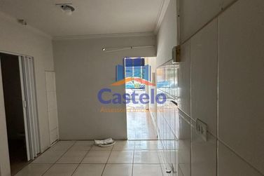Sal&atilde;o Comercial para alugar - 33m&sup2; - ZONA II