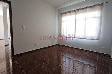 Sobrado &agrave; venda - 250m&sup2; - JARDIM DOS PRINCIPES