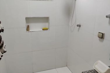 Casa &agrave; venda - 220m&sup2; - Parque Tarum&atilde;