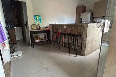 Casa &agrave; venda - 90m&sup2; - Conjunto Habitacional Sonho Meu