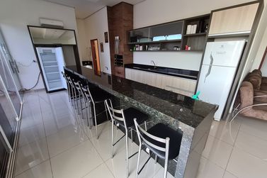 Casa &agrave; venda - 257m&sup2; - Condom&iacute;nio Porto Camargo
