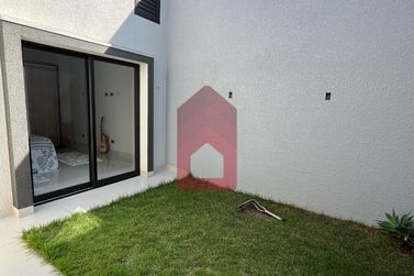 Casa &agrave; venda - 244m&sup2; - Jardim Global