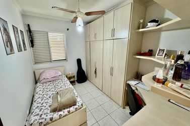 Apartamento &agrave; venda - 76m&sup2; - Zona II