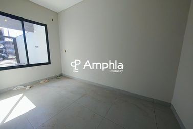 Casa &agrave; venda - 50m&sup2; - Esmeralda