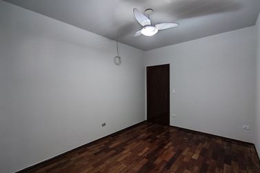 Casa para alugar - 203m&sup2; - ZONA IV