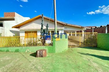 Casa &agrave; venda - 490m&sup2; - Zona VII
