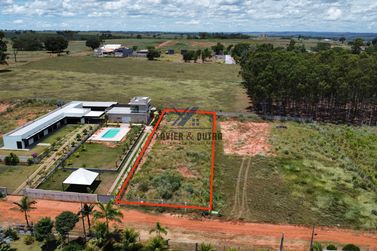 Terreno &agrave; venda - 1m&sup2; - Ao lado da avenida nova