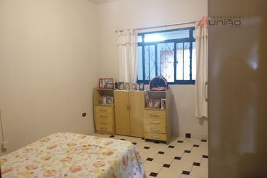 Sala Comercial &agrave; venda - 180m&sup2; - Zona I