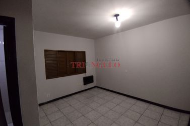 Casa para alugar - ZONA VI