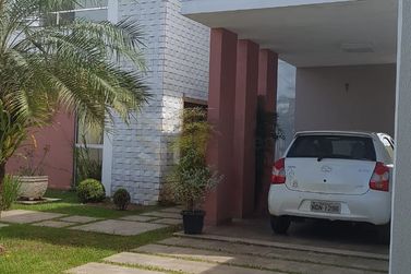 Casa &agrave; venda - 275m&sup2; - Condom&iacute;nio Royal Garden