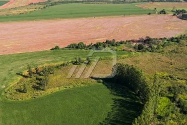Fazenda &agrave; venda - 72m&sup2; - PR-468