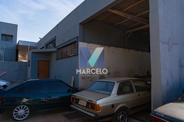 Sal&atilde;o Comercial &agrave; venda - 1470m&sup2; - Zona I