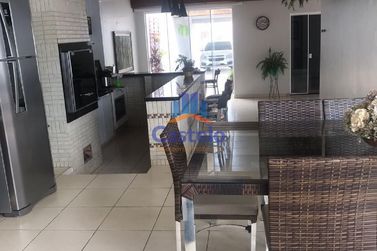 Casa &agrave; venda - 320m&sup2; - Jardim San Fernando
