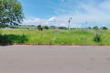 Terreno &agrave; venda - 450m&sup2; - Parque Industrial I