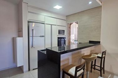 Apartamento para alugar - 84m&sup2; - Jardim Aratimbo