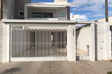 Sobrado &agrave; venda - 209m&sup2; - Zona III