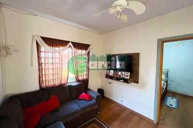Casa &agrave; venda - 164m&sup2; - Zona VII