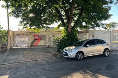 Casa &agrave; venda - 170m&sup2; - Zona I-A