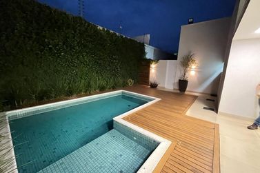 Casa &agrave; venda - 218m&sup2; - Portal das &Aacute;guas