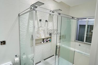 Casa &agrave; venda - 275m&sup2; - Condom&iacute;nio Royal Garden