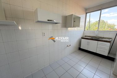 Apartamento &agrave; venda - 68m&sup2; - Zona 3