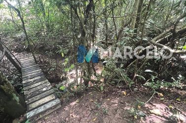 Ch&aacute;cara &agrave; venda - 4597m&sup2; - -