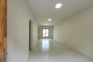 Casa para alugar - 81m&sup2; - Zona V