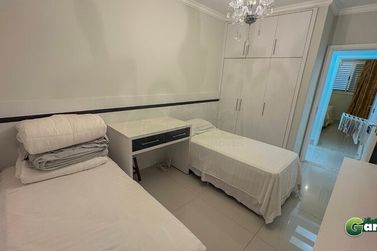 Apartamento &agrave; venda - 133m&sup2; - Zona III