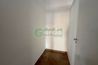 Sal&atilde;o Comercial para alugar - 166m&sup2; - Zona I