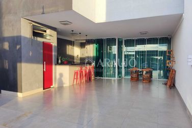 Casa &agrave; venda - 130m&sup2; - Jardim Caravelle