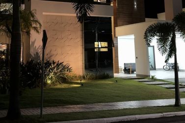 Casa &agrave; venda - 403m&sup2; - Jardim Alphavile